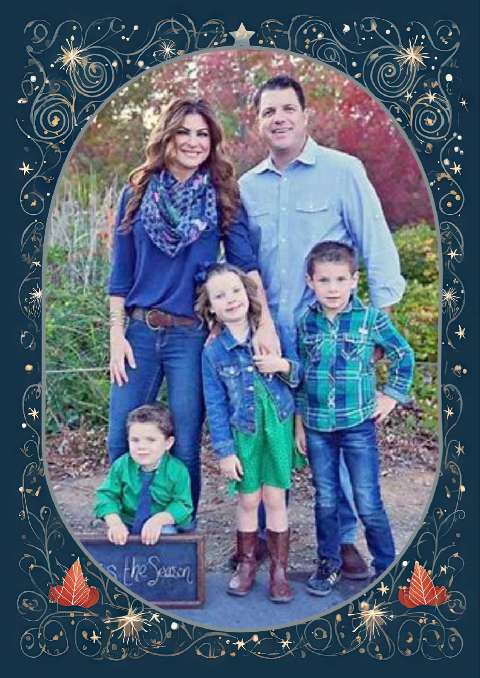 Preview for Family-autumn-portrait-christmas-frame-template-97ce5